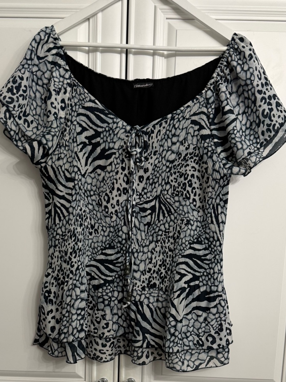 Mandee XL Navy/White Animal-Print Short Sleeve Peplum Blouse Ties at Neckline